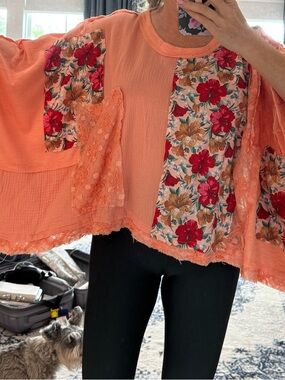 POL Coral Lace Mix-Print Short Sleeve Top